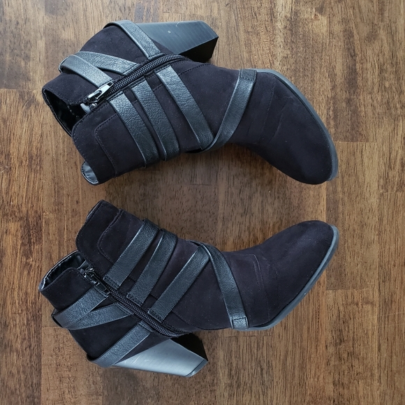 SOLD Black Strap Bootie Heel Ankle Boots - Size 9 - Picture 3 of 9